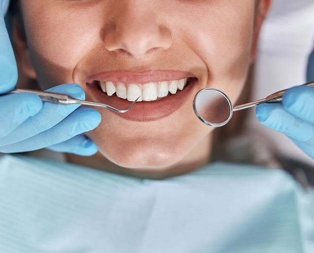 Who Is Suitable for Composite Bonding in Turkey - MCAN Dental